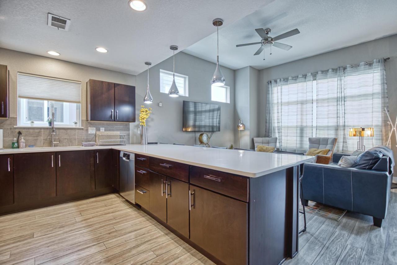 Modern Townhome Near Old Town, Breweries, & River! Fort Collins Dış mekan fotoğraf