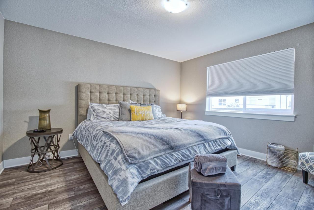 Modern Townhome Near Old Town, Breweries, & River! Fort Collins Dış mekan fotoğraf
